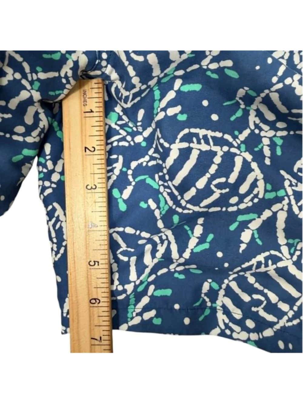 Vineyard Vines Swim Trunks Blue Fish Coral Print Beach Mesh Lined Men's Size XL